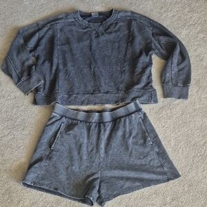 Danskin Washed Charcoal Crop Sweatshirt & Shorts Set